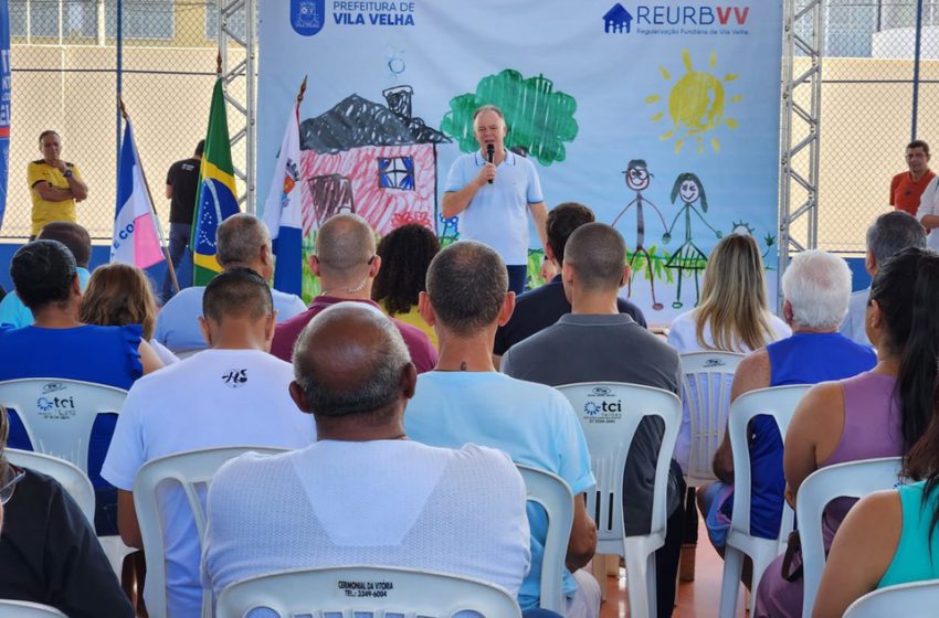  Governador inaugura quadra e visita obras de macrodrenagem em Vila Velha