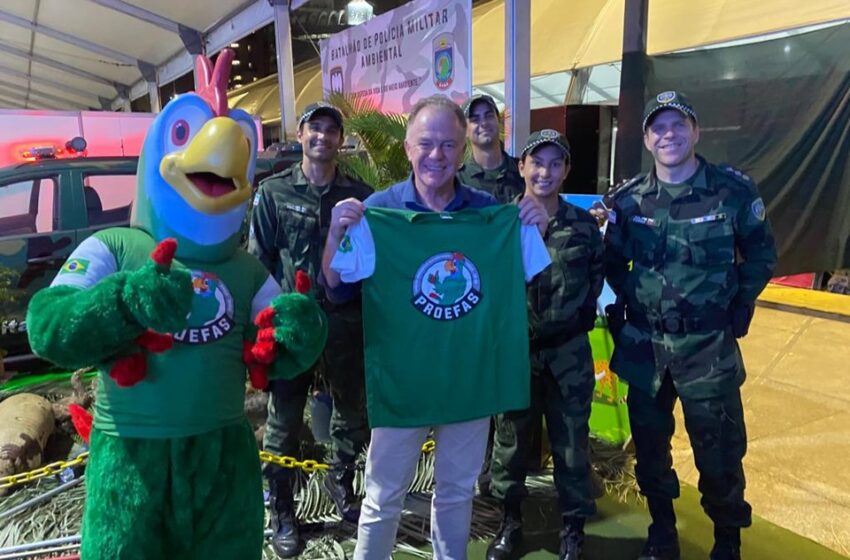  Governador visita stand do BPMA no evento Sustentabilidade Capixaba