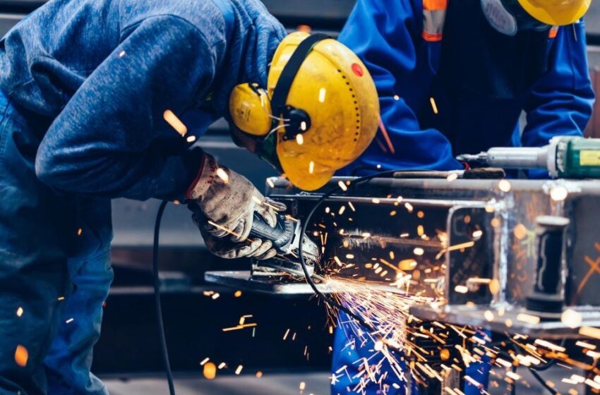  Produção industrial capixaba registra 2ª maior alta do País em 2023