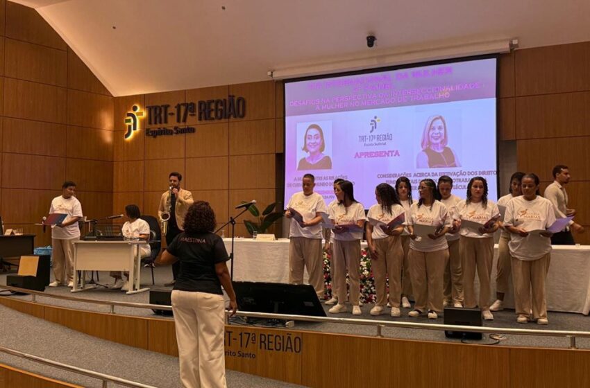 Coral Maria Marias realiza apresentações em comemoração ao Mês da Mulher