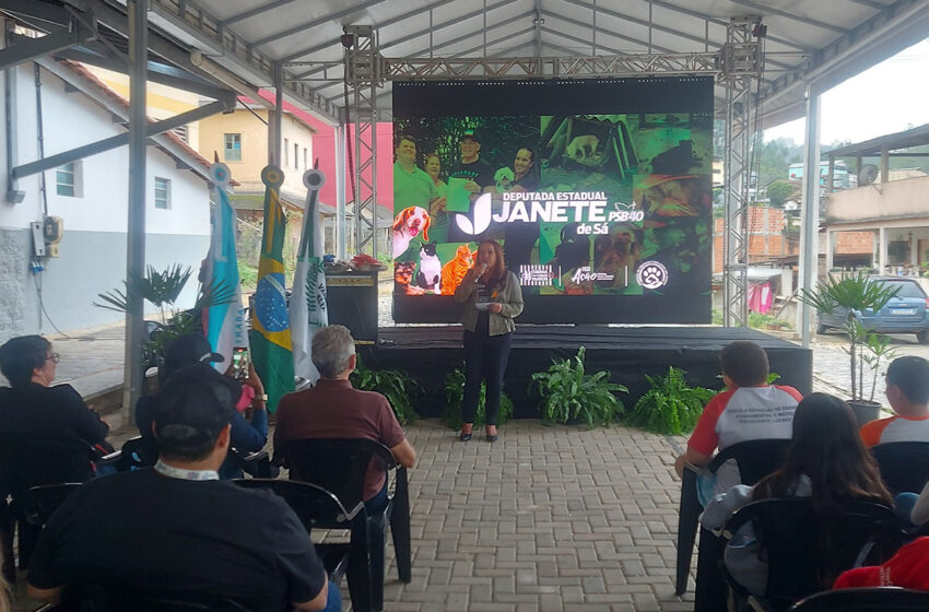 Assembleia participa de mobilização em defesa dos animais em Vargem Alta