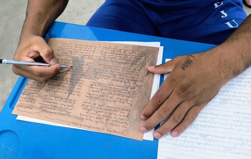  Literatura de Cordel transforma rotina de internos-alunos em São Mateus