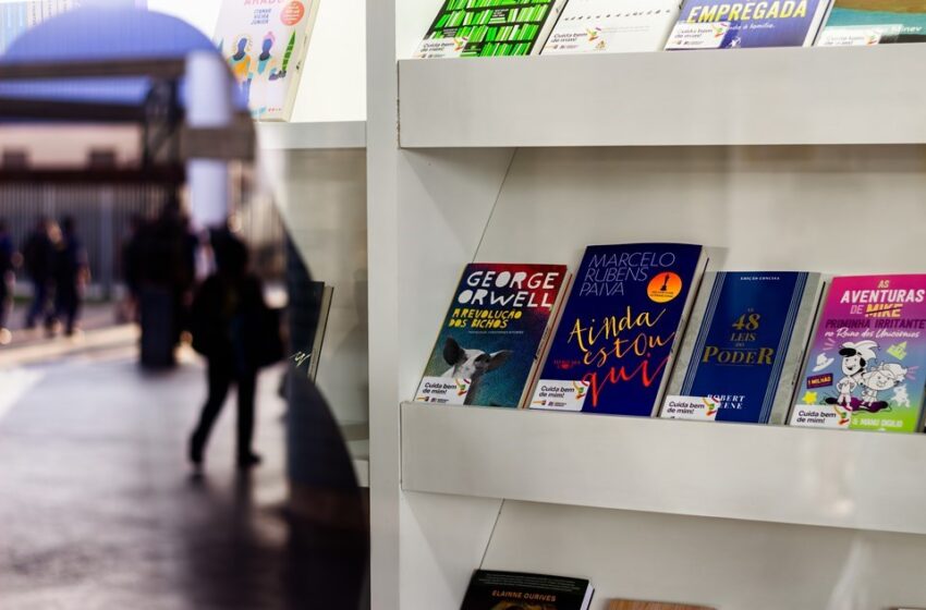 Biblioteca Transcol ultrapassa marca de 3 mil livros emprestados