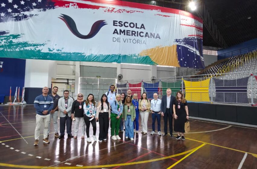 Educadores do Distrito Federal vêm ao Espírito Santo conhecer práticas de excelência em escolas privadas