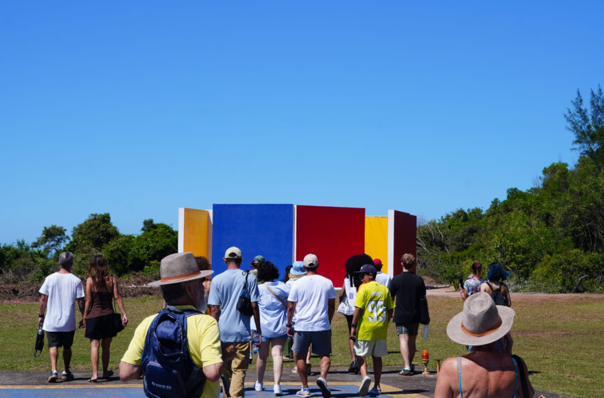  Parque Casa do Governador convida comunidade para conhecer a obra “Magic Square #3”, de Hélio Oiticica Encontro do projeto Avizinhar apresenta ao público uma imersão sensorial nos conceitos e cores da nova instalação do Parque