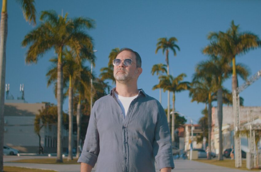  “Compondo na Rua – Sons do Espírito Santo” chega ao público com exibição audiovisual e show ao vivo no Brizz Anfiteatro, na Enseada do Suá